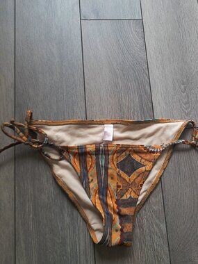Victoria's Secret Vintage Geometric Print String Bikini Bottom